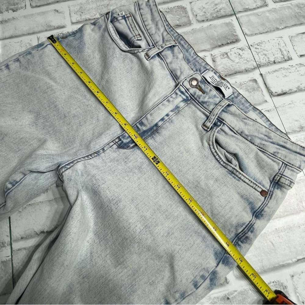 Judy Blue Faded Blue Denim Jeans size 13/31. Preowned. Slim fit. Acid washed. - Picture 11 of 12